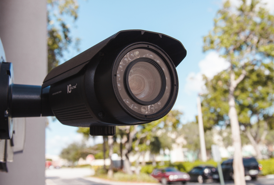 How a Smart Security Camera Installation Can Reduce Retail Theft